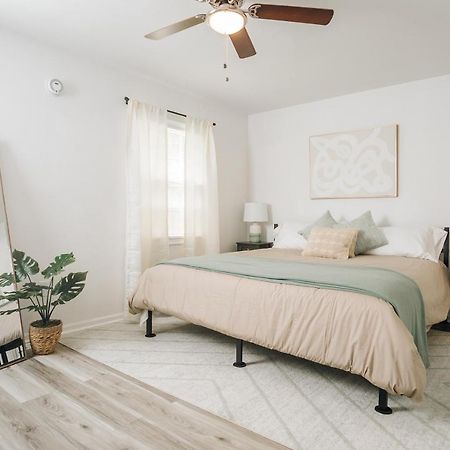 Tranquil Luxury: Modern Comfort! Lynchburg Extérieur photo