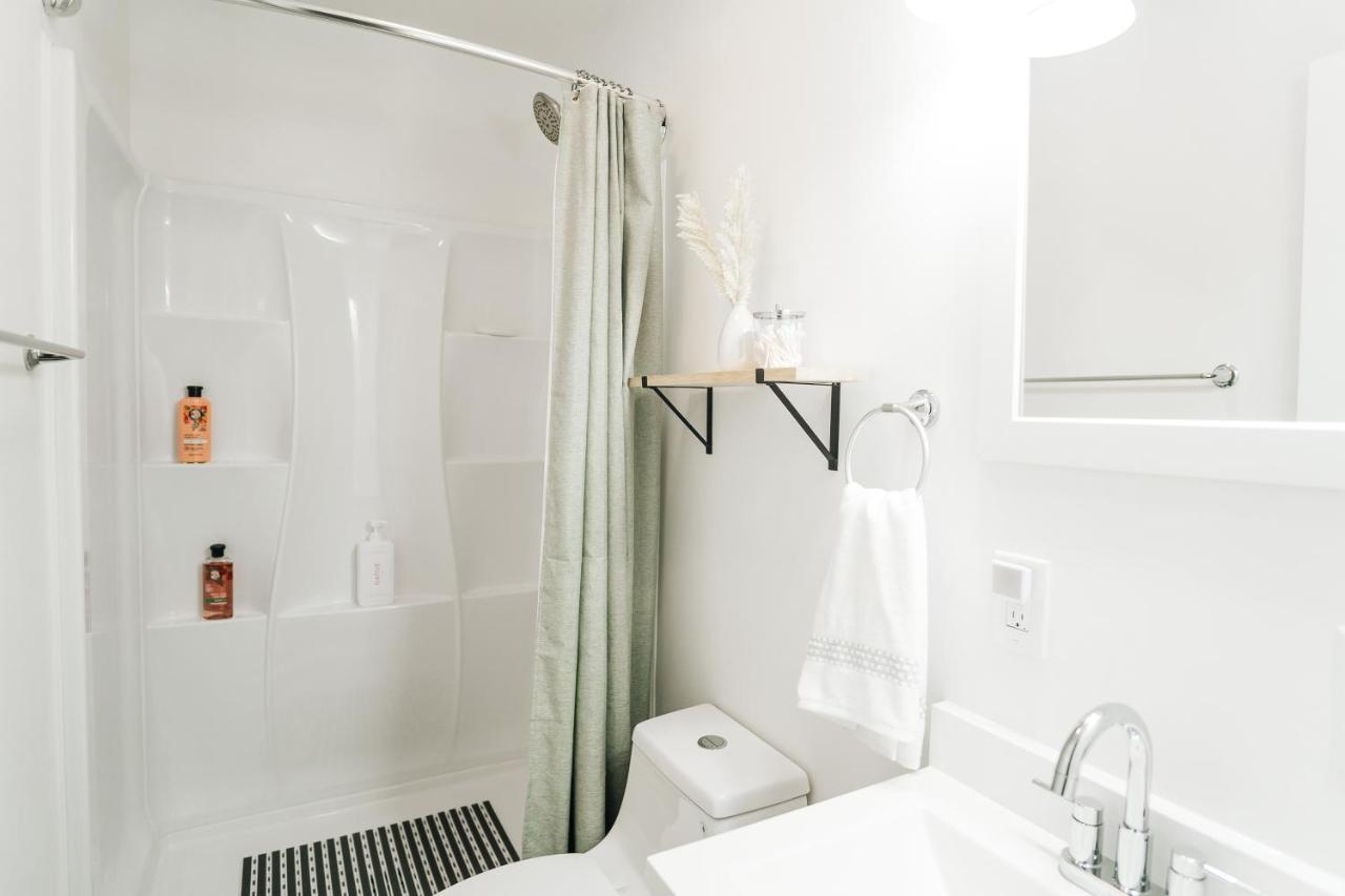 Tranquil Luxury: Modern Comfort! Lynchburg Extérieur photo